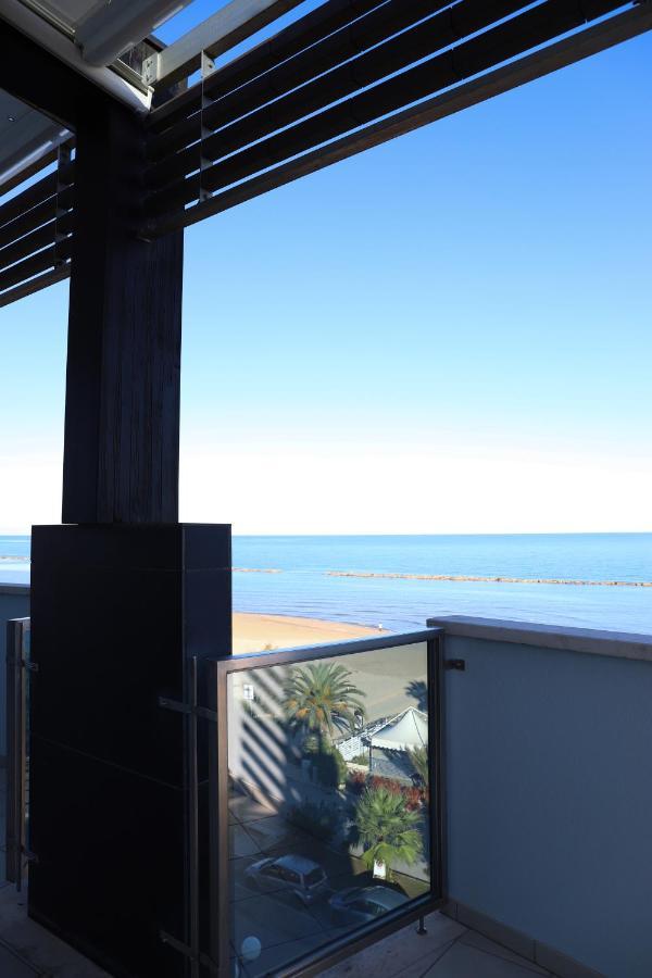 Mareamare Apartahotel 4*